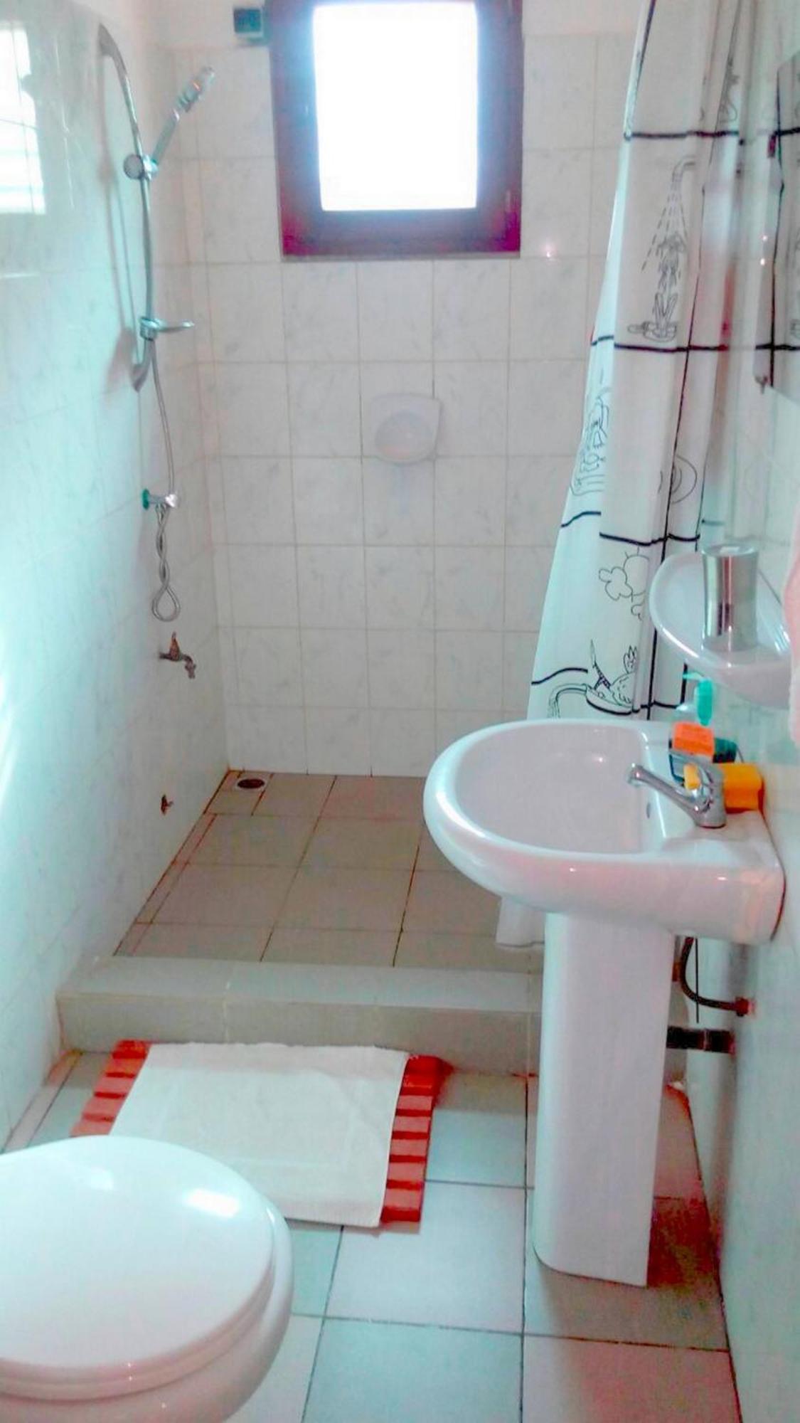 Dodoo Lodge โกโตนู ห้อง รูปภาพ