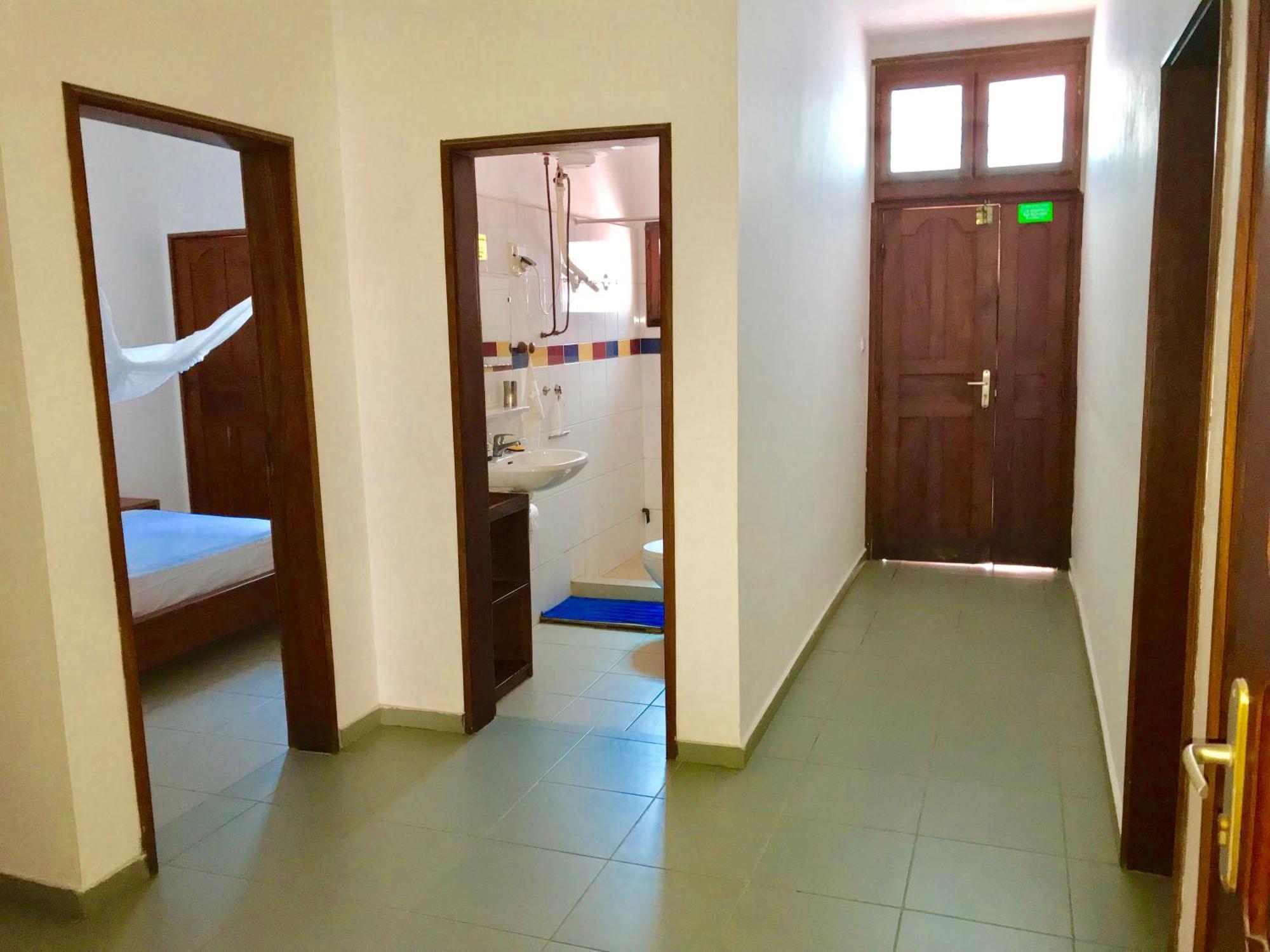 Dodoo Lodge โกโตนู ห้อง รูปภาพ