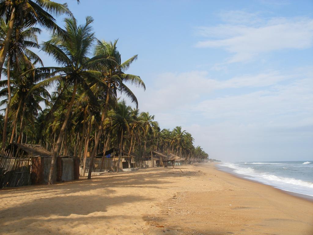 Dodoo Lodge โกโตนู ภายนอก รูปภาพ