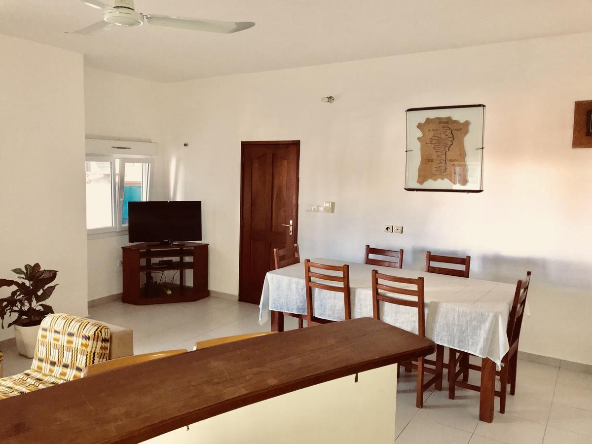 Dodoo Lodge โกโตนู ภายนอก รูปภาพ